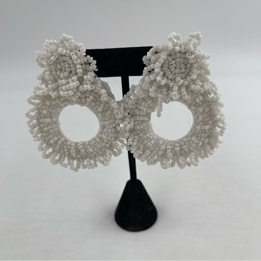 NWT! Anthropologie Women’s White Beaded Circular Drop Earrings